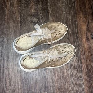 Crocs LiteRide Sneakers